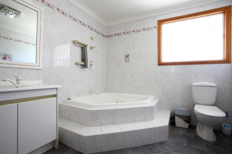 Cost of Bathtub Installation in Kansas City, MO
